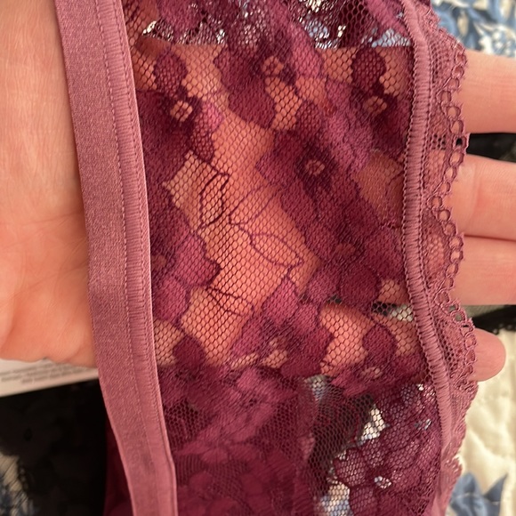 NWT: set of two (L) cheeky panties - Picture 5 of 5